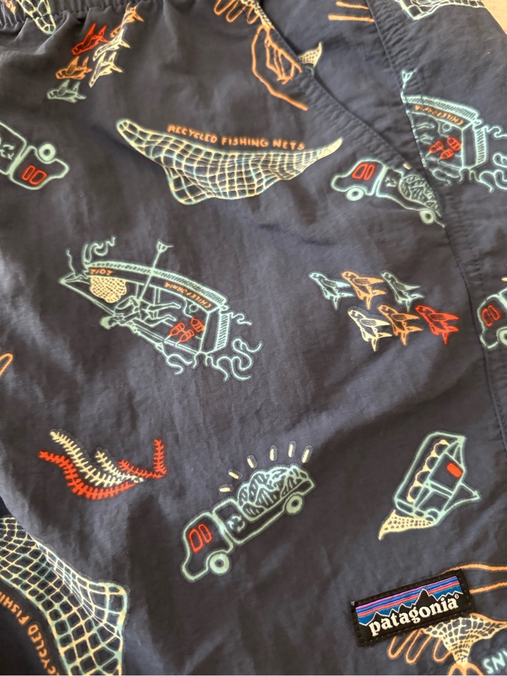 Patagonia Ocean Themed Shorts - Picture 2 of 2